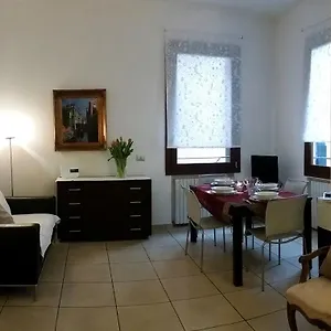 https://santa-croce-apartment.hotelslidodijesolo.com